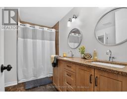 1 Chantilly Gate, Ottawa, ON K2S2B2 Photo 22