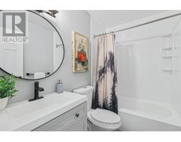 4342 Meadowvale Lane, Ottawa, ON K1B5A2 Photo 18