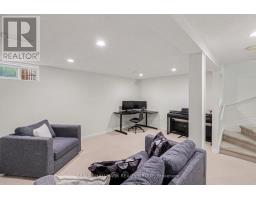 4342 Meadowvale Lane, Ottawa, ON K1B5A2 Photo 19