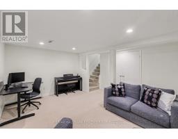 4342 Meadowvale Lane, Ottawa, ON K1B5A2 Photo 20