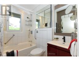 1554 Chomley Crescent, Ottawa, ON K1G0V8 Photo 25