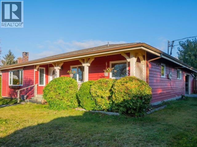 4678 ONTARIO AVE, Powell River, British Columbia, V8A5L6, Powell River, British Columbia — photo 1 of 5