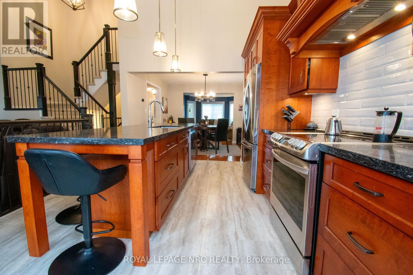 29 FARRIS AVENUE - 21