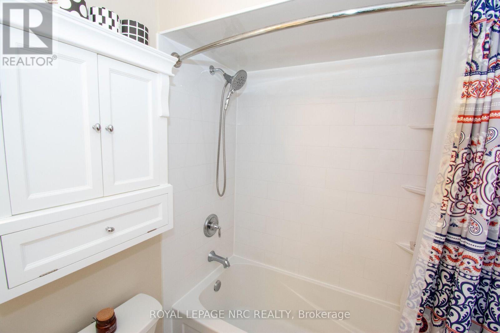29 FARRIS AVENUE - 35