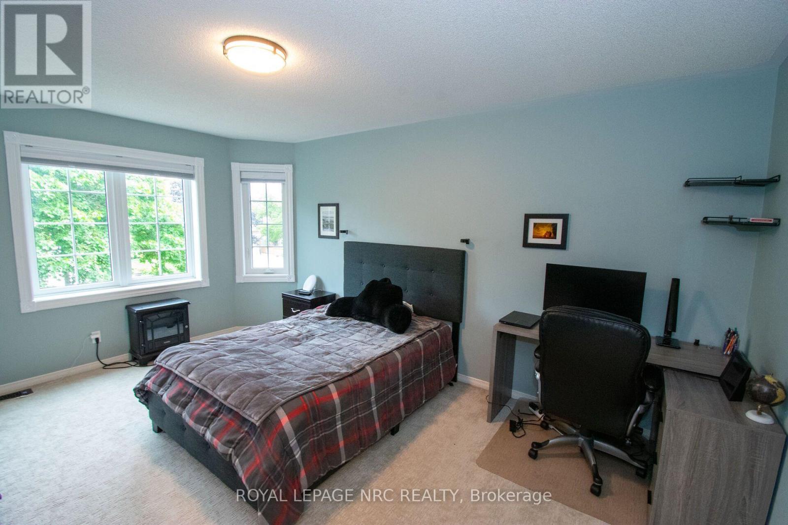 29 FARRIS AVENUE - Image 37