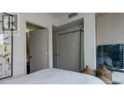 1605 - 5 St Joseph Street, Toronto, ON M4Y0B6 Photo 9
