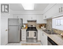 1107 - 3231 Eglinton Avenue E, Toronto, ON M1J3N5 Photo 11