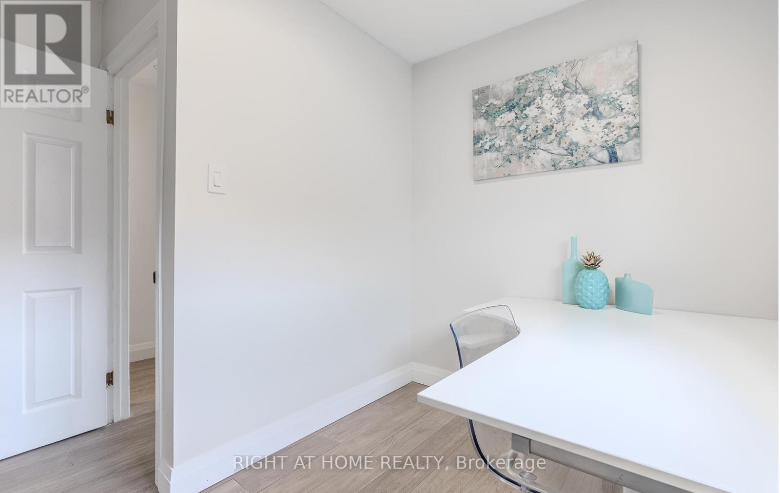 15 HAMSTEAD AVENUE - 24