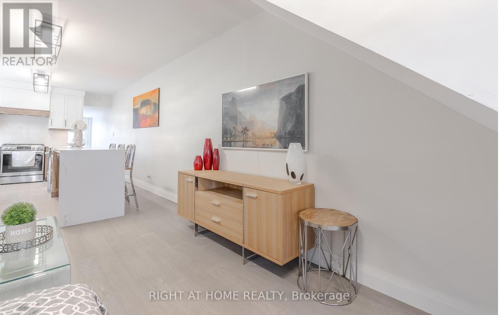 Photo of 15 HAMSTEAD AVENUE