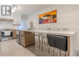 15 Hamstead Avenue, Toronto, ON M4C2S3 Photo 16