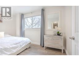 15 Hamstead Avenue, Toronto, ON M4C2S3 Photo 25