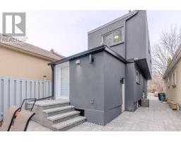 15 Hamstead Avenue, Toronto, ON M4C2S3 Photo 34
