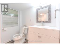 15 Hamstead Avenue, Toronto, ON M4C2S3 Photo 37