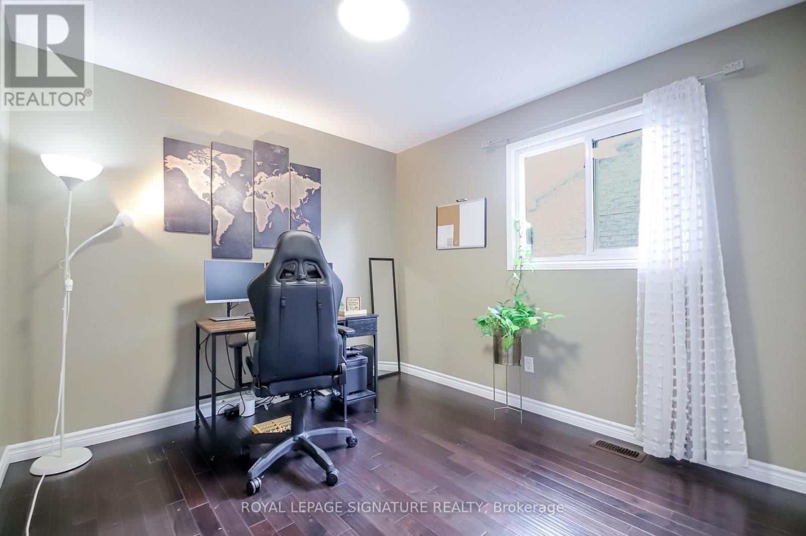 4 UPLAND DRIVE - Image 33