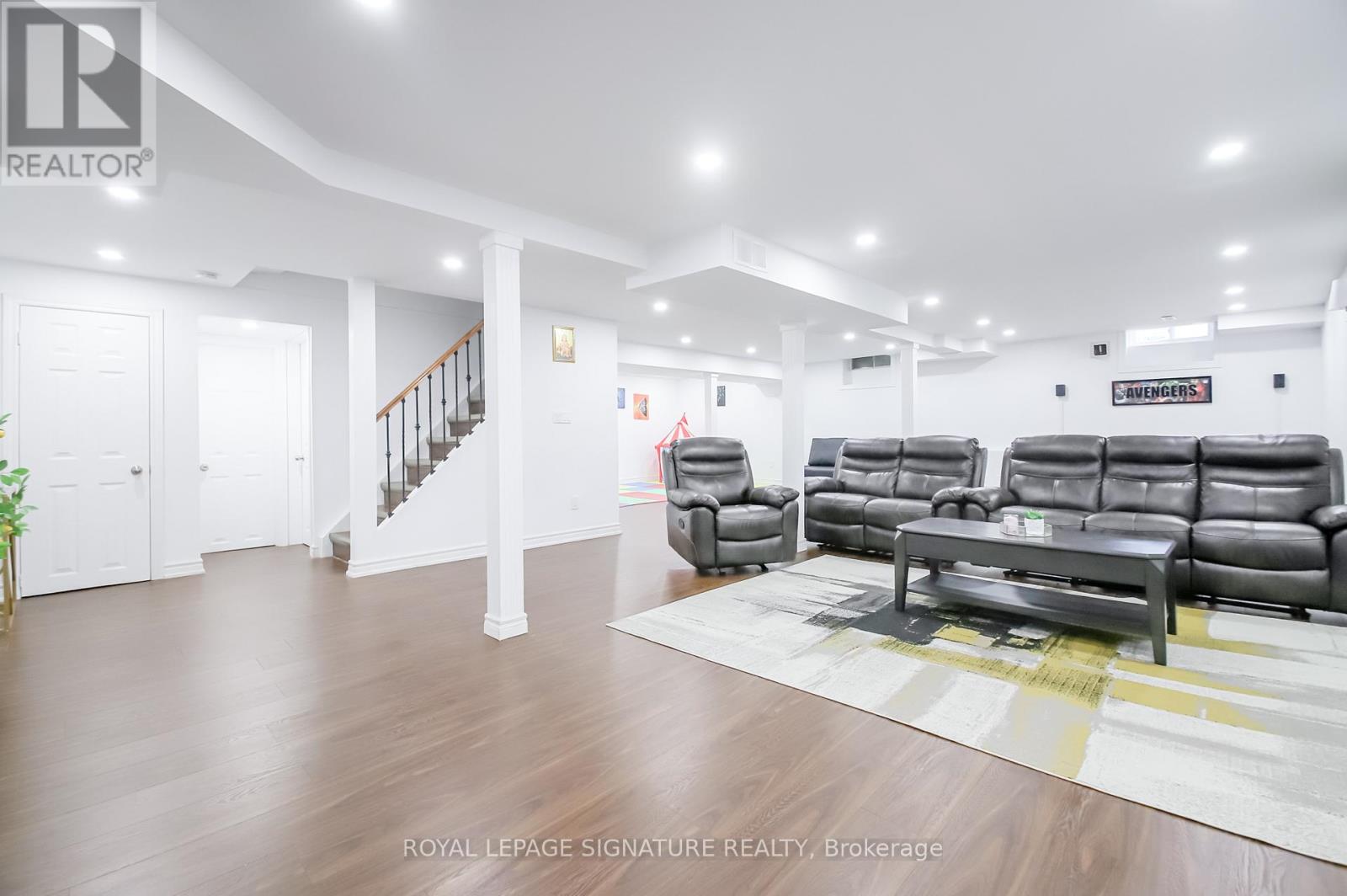 4 UPLAND DRIVE - 45