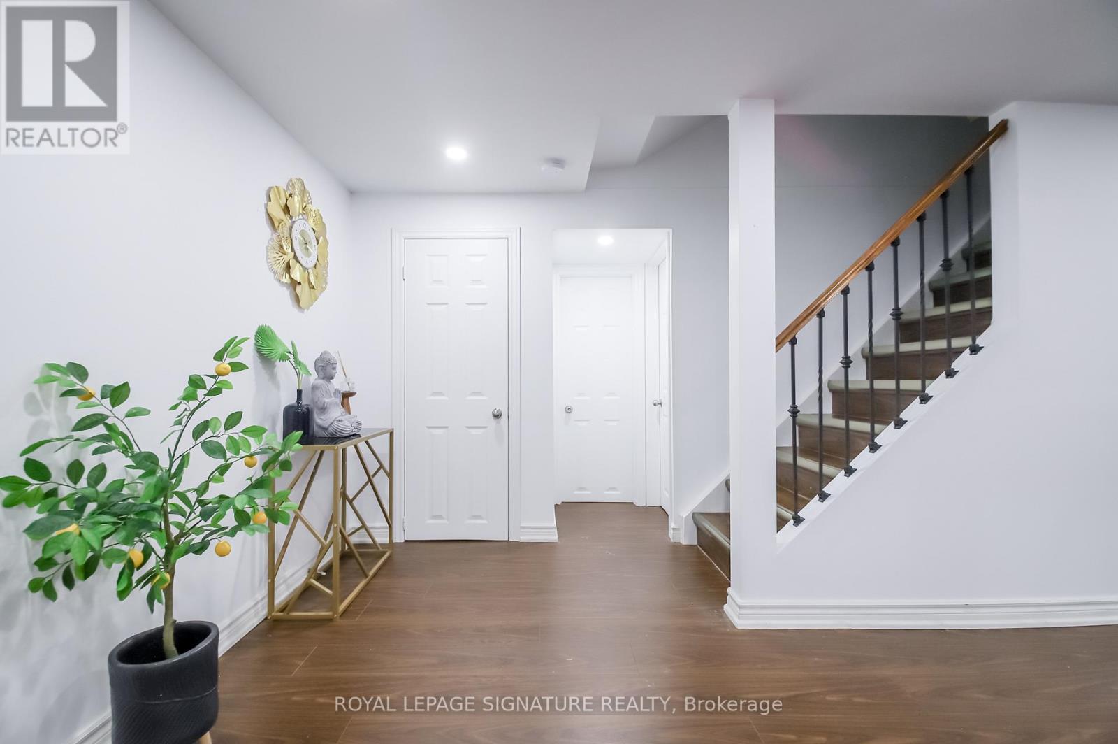 4 UPLAND DRIVE - 47