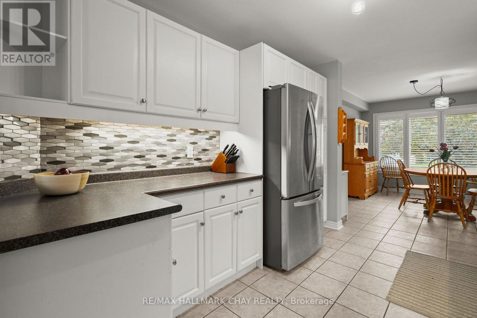 22 BRIAR GATE WAY - Image 13