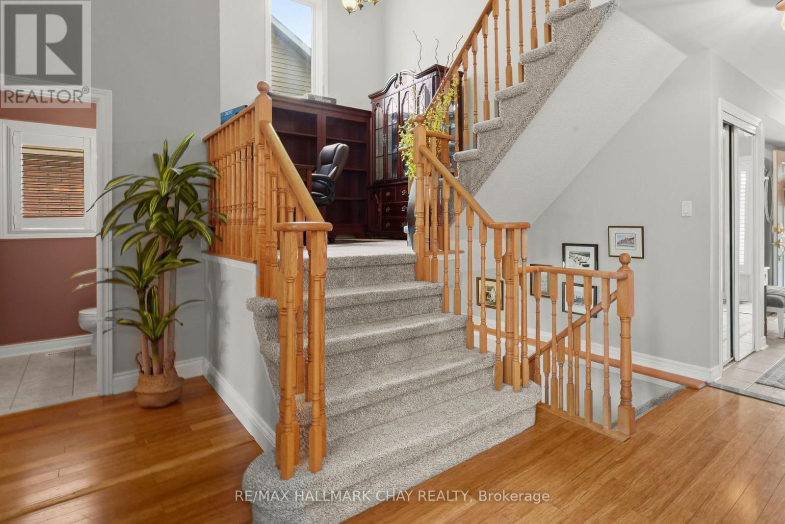 22 BRIAR GATE WAY - 23