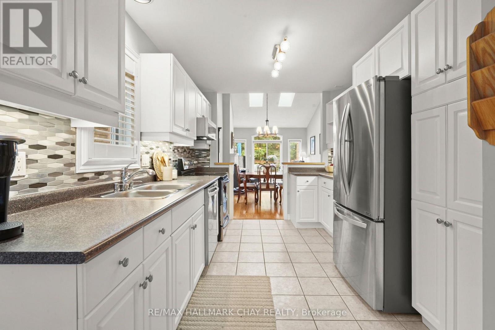22 BRIAR GATE WAY - Image 9