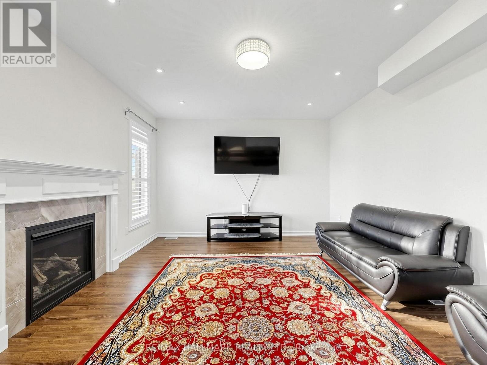 16 MERCURY AVENUE, Georgina (Keswick South) — photo 10