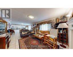 9747 Bathurst Street, Richmond Hill, ON L4C3X5 Photo 22