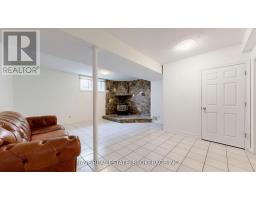9747 Bathurst Street, Richmond Hill, ON L4C3X5 Photo 26