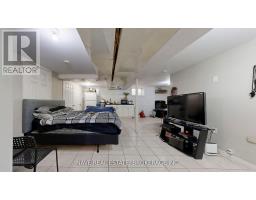 9747 Bathurst Street, Richmond Hill, ON L4C3X5 Photo 32