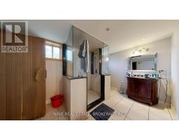 9747 Bathurst Street, Richmond Hill, ON L4C3X5 Photo 40