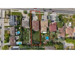 9747 Bathurst Street, Richmond Hill, ON L4C3X5 Photo 45