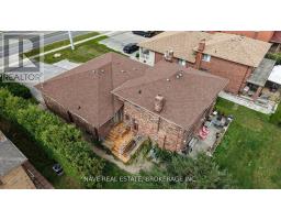 9747 Bathurst Street, Richmond Hill, ON L4C3X5 Photo 46