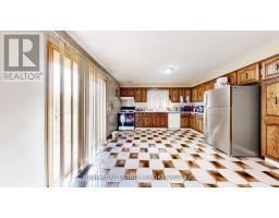 9747 Bathurst Street, Richmond Hill, ON L4C3X5 Photo 9