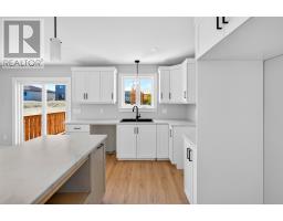 88 Trenton Drive thumbnail 4