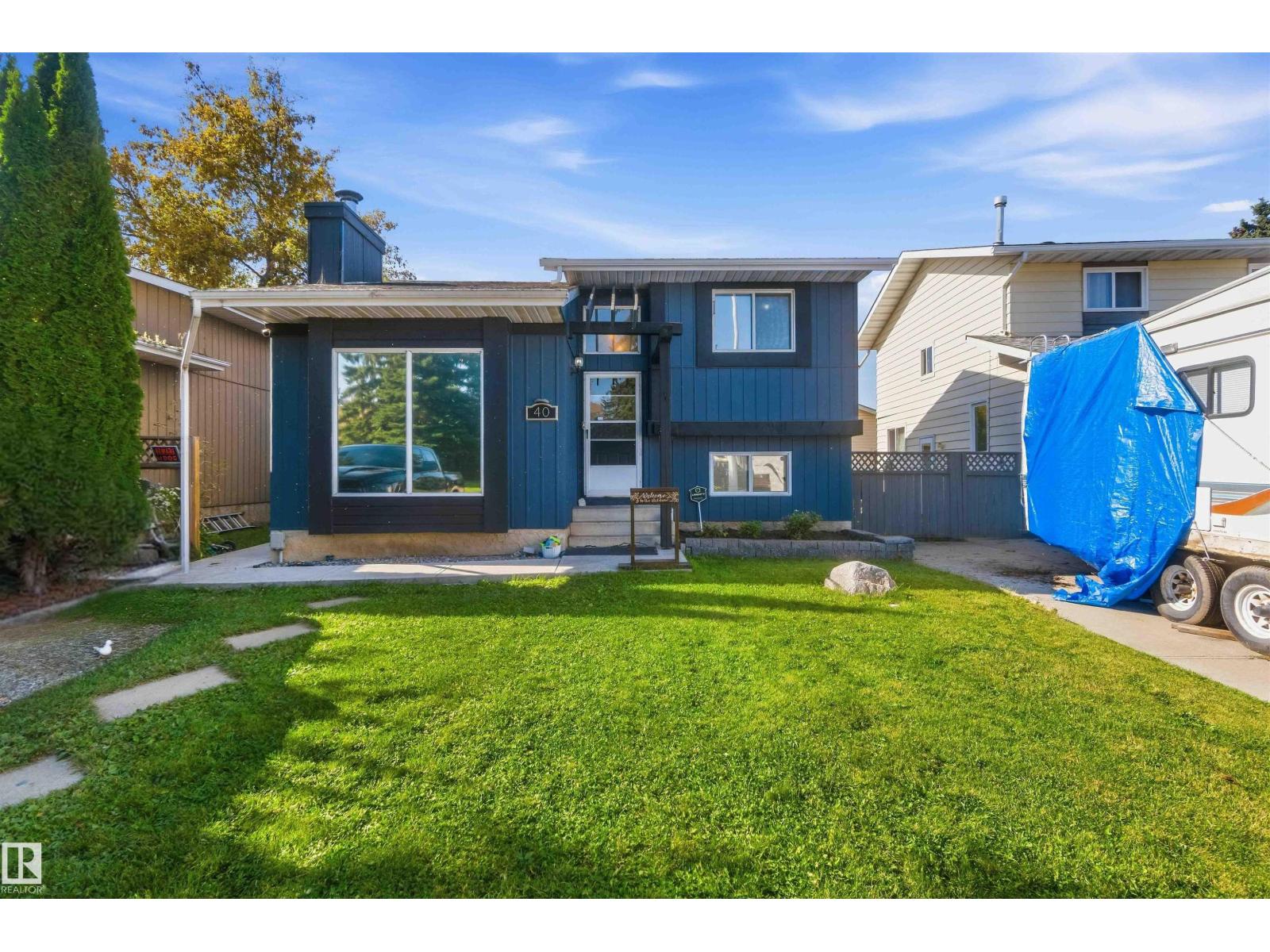 40 GREENWOOD DR - 2