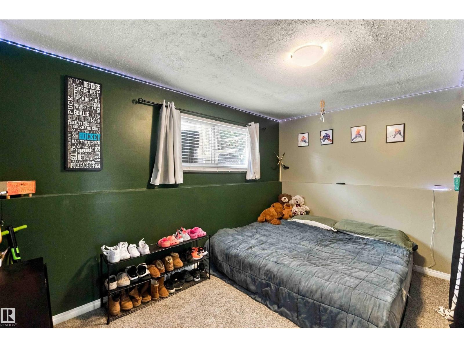 40 GREENWOOD DR - 38
