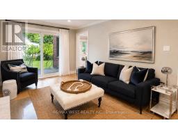 65 Foch Avenue, Toronto, ON M8W3X5 Photo 27