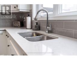 3355 Carding Mill Trail, Oakville, ON L6M1R7 Photo 11