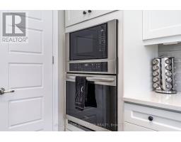 3355 Carding Mill Trail, Oakville, ON L6M1R7 Photo 12
