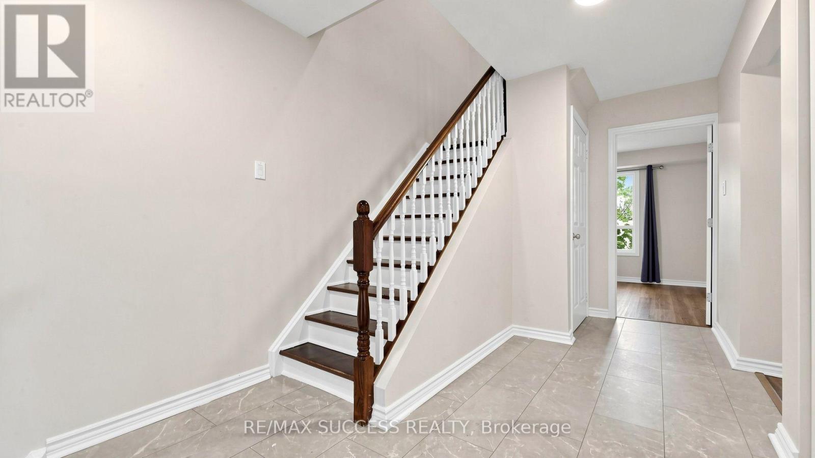 Photo of 44 - 5536 MONTEVIDEO ROAD