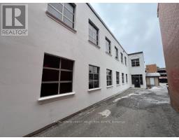 32 Queen Street W, Brampton, ON L6X1A1 Photo 10