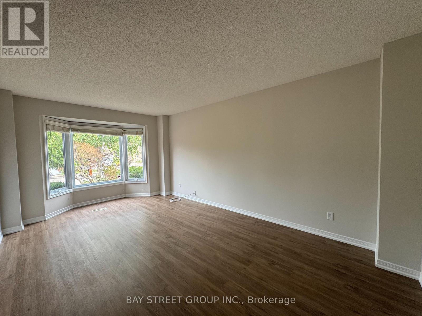 Photo of 2034 Oxford Avenue