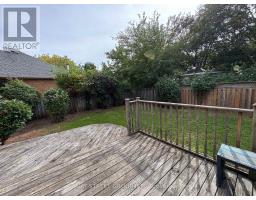 2034 Oxford Avenue, Oakville, ON L6H4K7 Photo 24