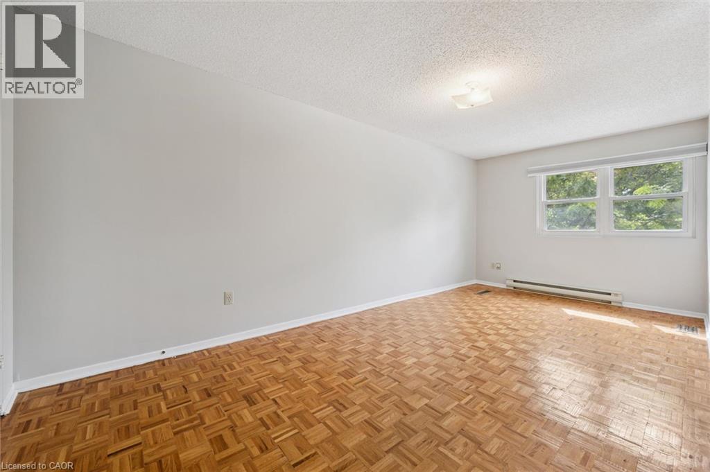 #B 657 ALBERT Street - Image 33