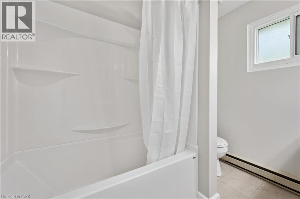 #B 657 ALBERT Street - 30
