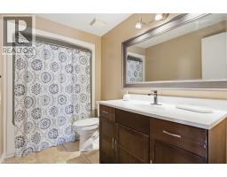356 Newport Drive, Cambridge, ON N3H5S7 Photo 23