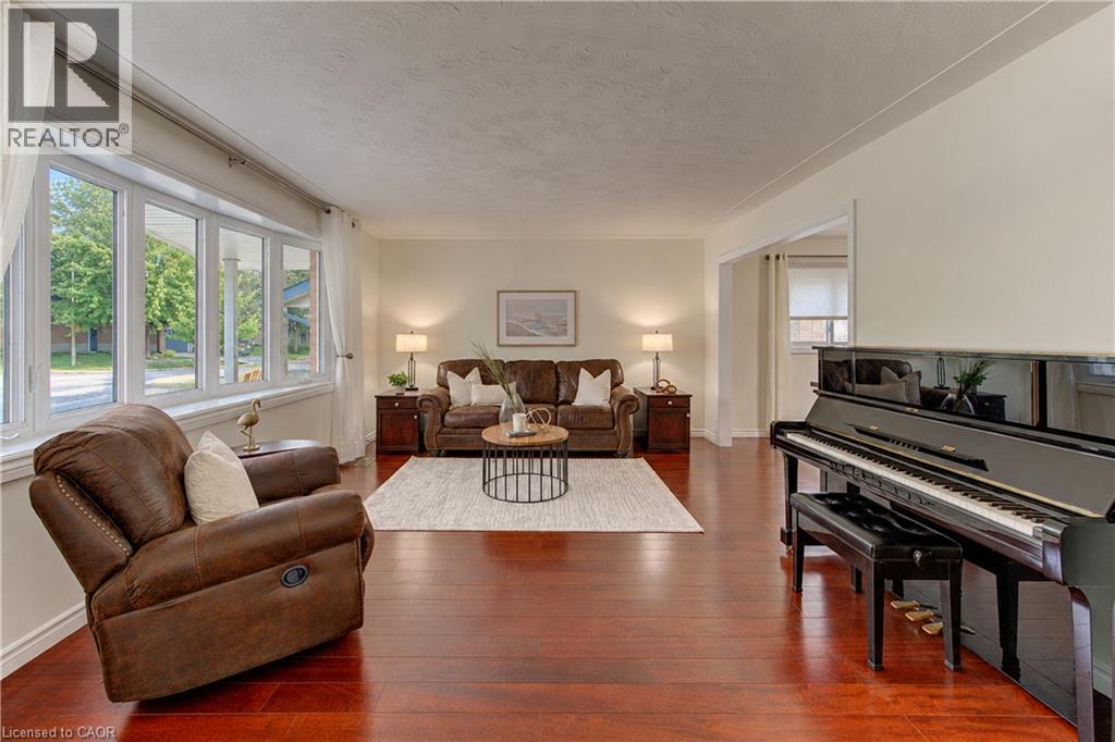 422 GRANGEWOOD Drive - Image 6