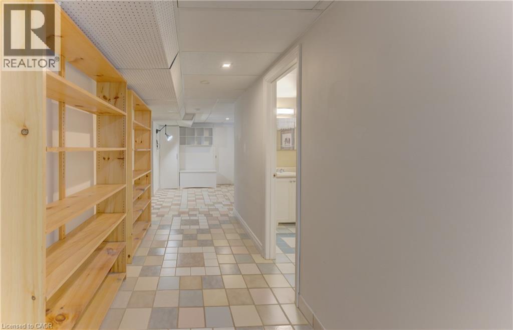 422 GRANGEWOOD Drive - Image 29
