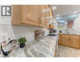 422 Grangewood Drive, Waterloo, ON N2K2E6 Photo 15