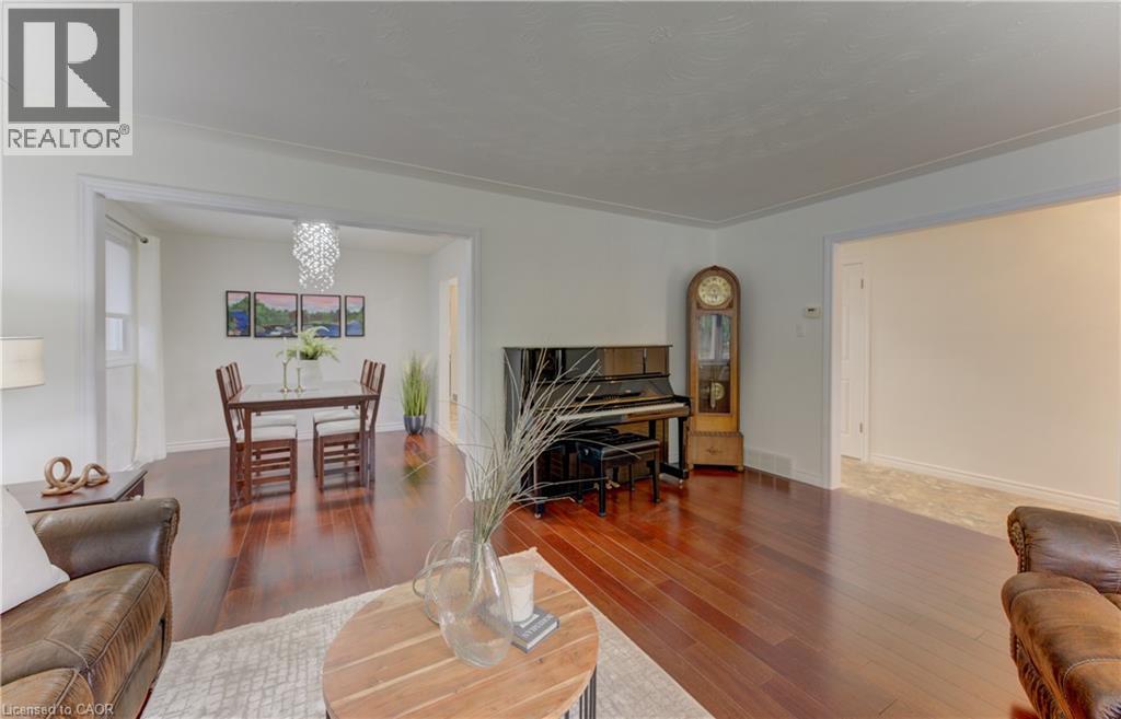 422 GRANGEWOOD Drive - Image 9