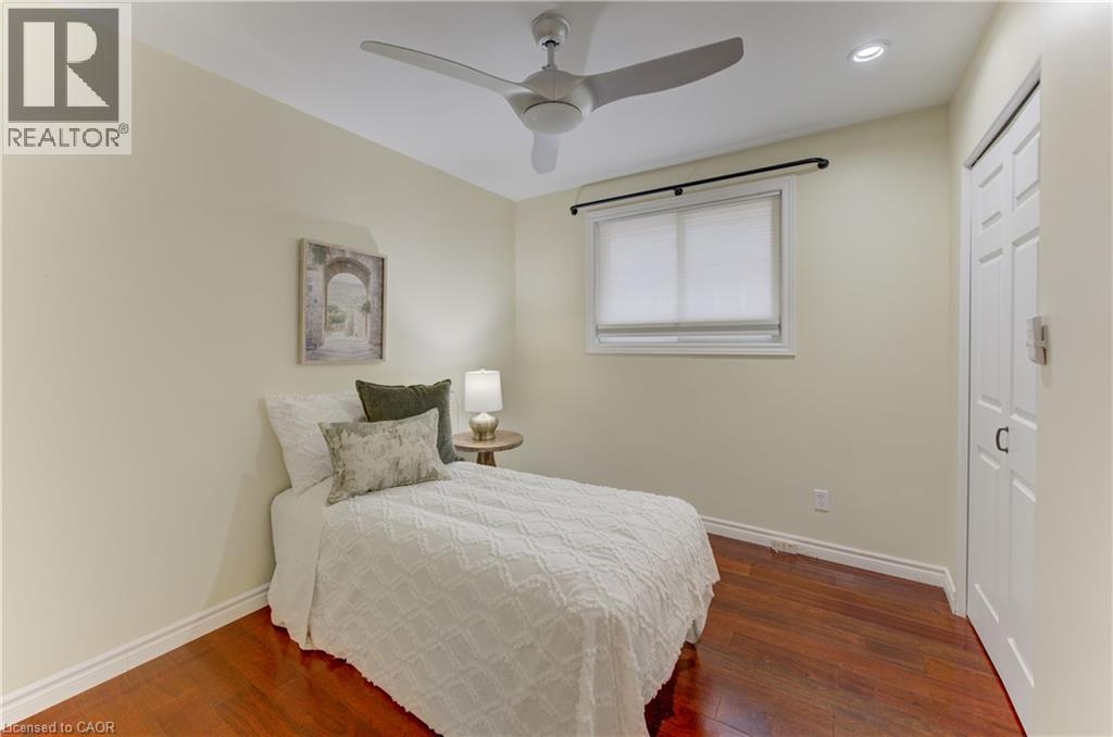 422 GRANGEWOOD Drive - 24