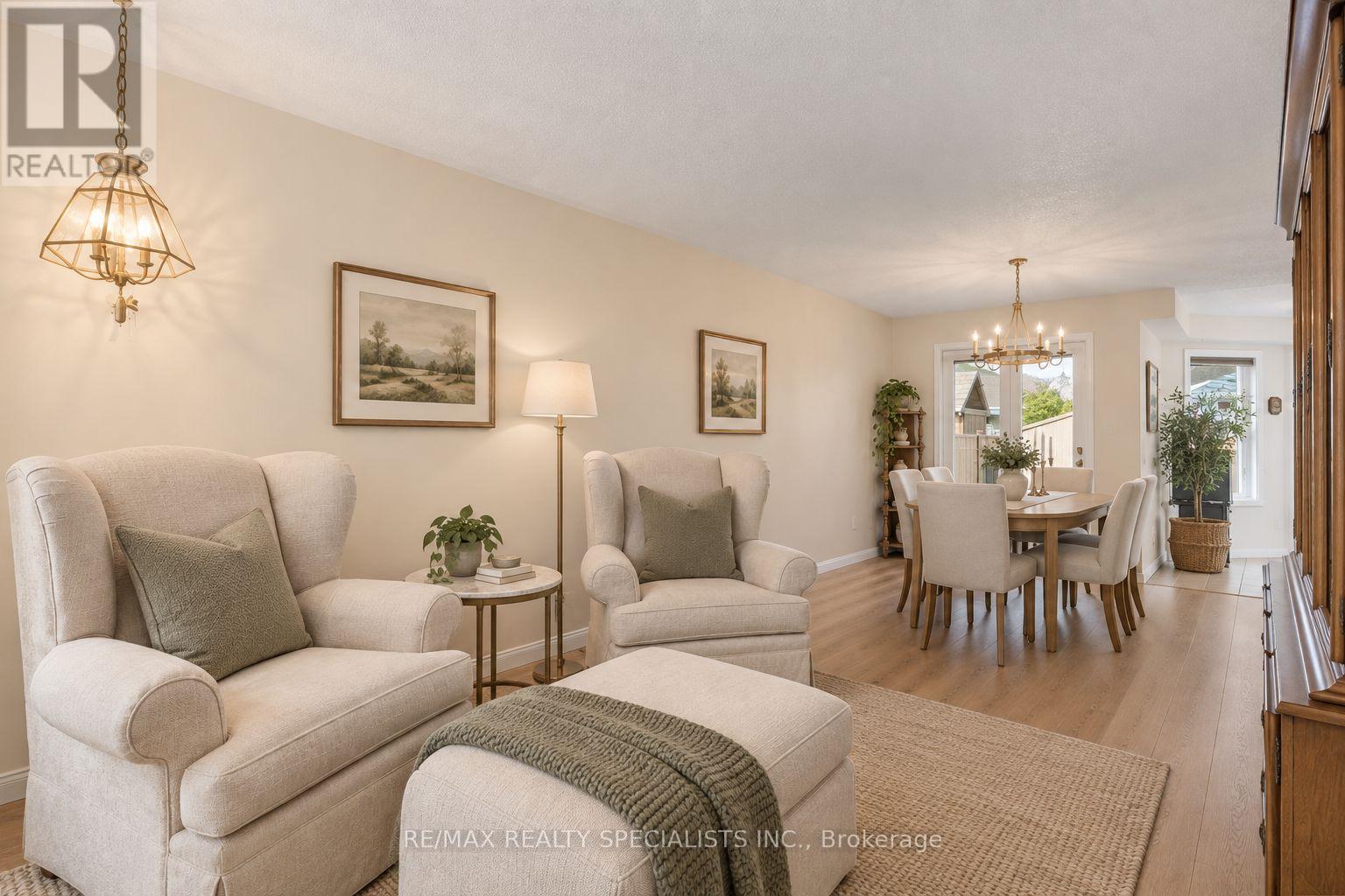 20 MCCULLOUGH CRESCENT - Image 19